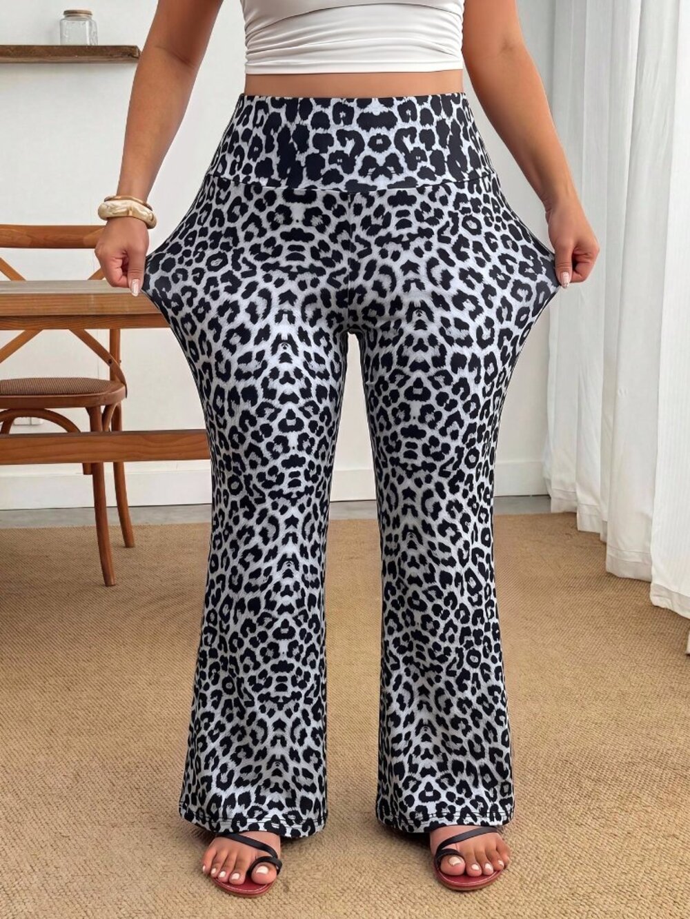Black and White Elegant Women's High Waist Skinny All Over Print Flare Pants